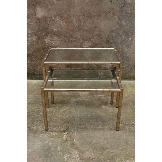 Image 1 of Tables basses gigognes vintage en métal et verre