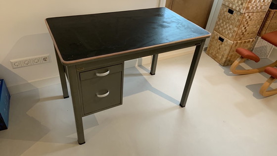 Image 1 of Bureau pour enfants Gispen