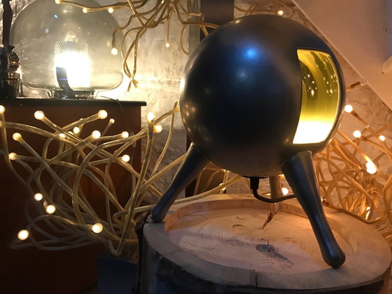 Image 1 of Lampe De Table • Space Invader • Céramique • Rodrigo Vairinhos - Neo Design Studios • Post Space Age • 2010