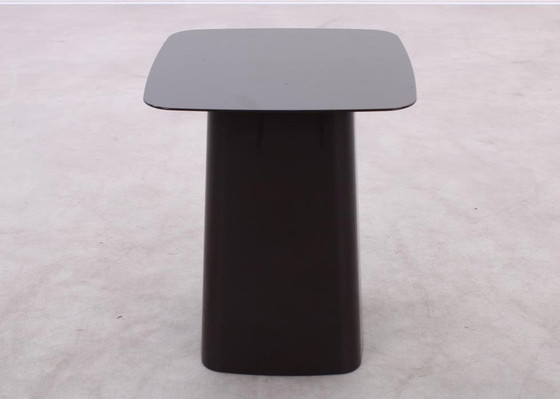 Image 1 of Table d'appoint en métal Vitra Noir