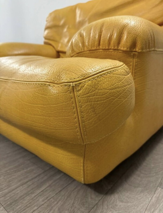 Image 1 of Fauteuil Cuir Jaune Rochebobois Années 80/90