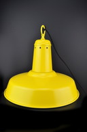 Lampe d'usine en métal