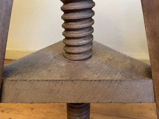 Image 1 of Tabouret pivotant en hêtre français