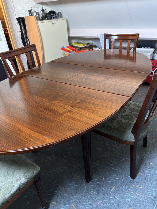 Raanhuis Meubelen Table de salle à manger en noyer ancien