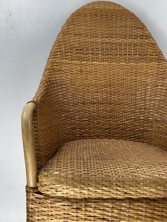 Image 1 of Fauteuil en sangle, cuir et hêtre, 1970