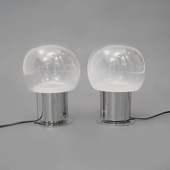Image 1 of Paire de lampes de table en verre et métal chromé, années 1970