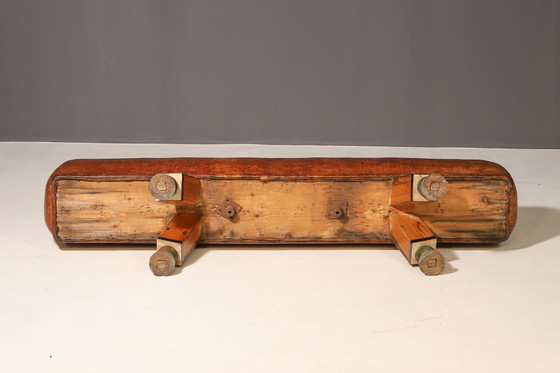 Image 1 of Banc de gymnastique à arçons en cuir | années 1920