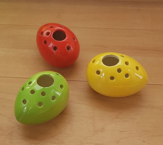 Image 1 of 4X Vases à épingles en forme d'oeufs de Pâques avec bol décoratif