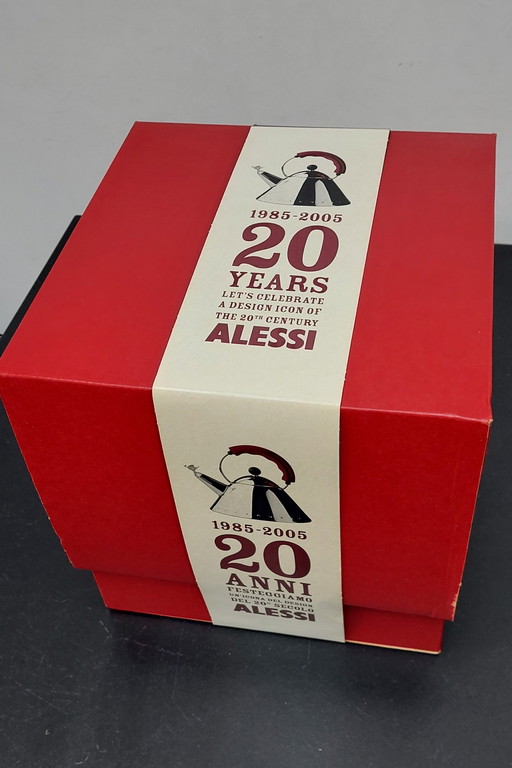 Bouilloire sifflante 20 ans Alessi