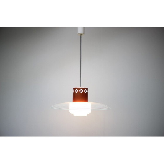 Image 1 of Lampe suspendue vintage en acier chromé et verre par Valašské Meziříčí, Tchécoslovaquie 1970.