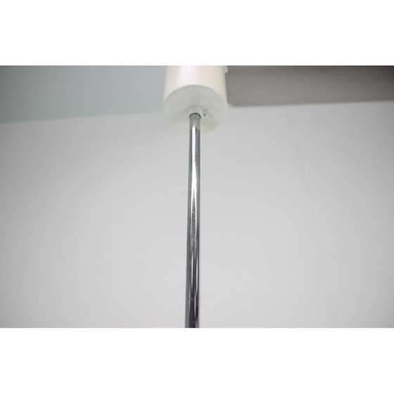 Image 1 of Lampe suspendue vintage en acier chromé et verre par Valašské Meziříčí, Tchécoslovaquie 1970.