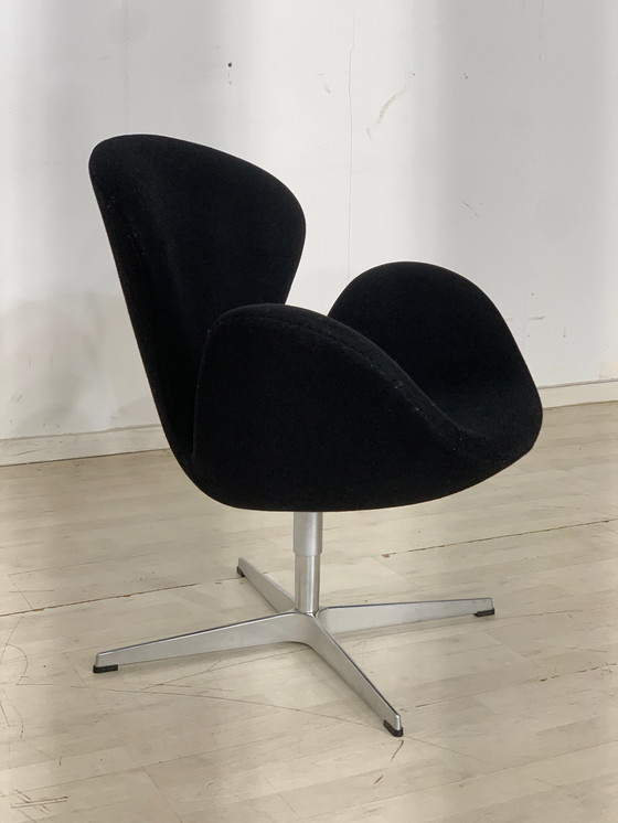 Image 1 of Arne jakobsen chaises fauteuil pivotant fauteuil de salon