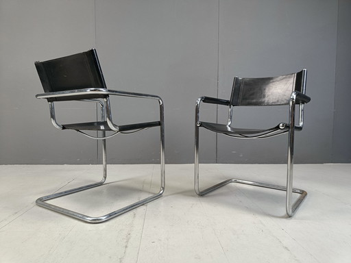 Chaises de salle à manger en porte-à-faux de Linea Veam, 1980S