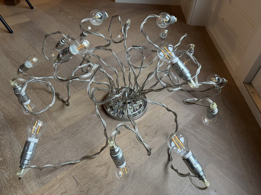 Plafonnier avec 16 leds dimmables