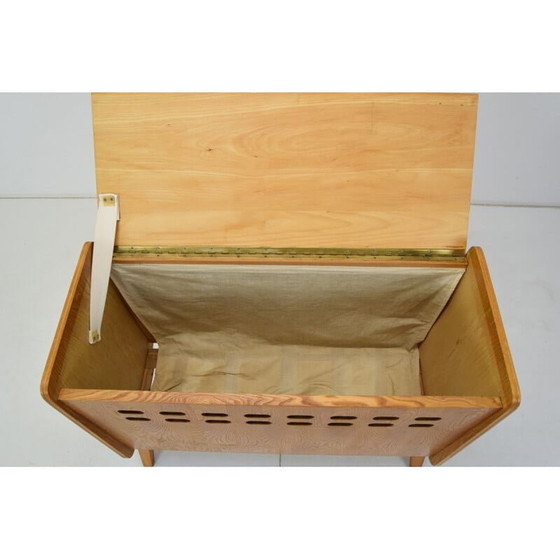 Image 1 of Buffet vintage en bois, Tchécoslovaquie 1960