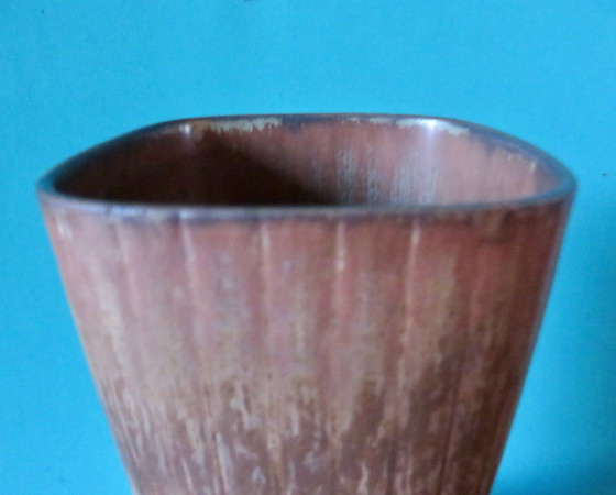 Image 1 of Vase en grès dans une gamme de bruns, de taupes et d'ocres par Gunnar Nylund pour Rorstrand. Suède 1960