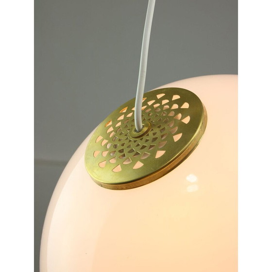 Image 1 of Lampe suspendue Space Age en plexiglas et laiton, Italie 1970