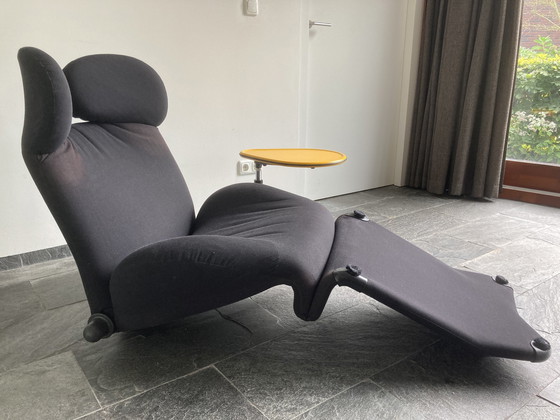 Image 1 of Fauteuil Wink et table d'appoint Kick