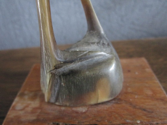 Image 1 of Héron sculpté en stéatite.