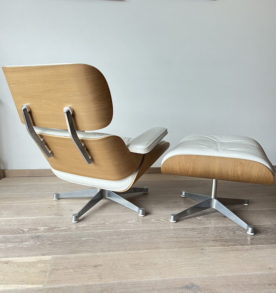 Image 1 of Vitra - Charles & Ray Eames - Chaise longue avec ottoman - 670 Lounge Chair