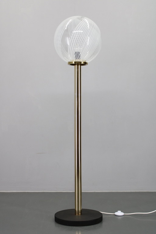 Lampadaire italien en verre des années 1970