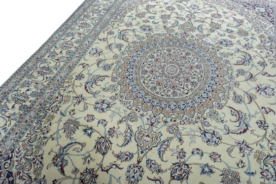 Image 1 of Tapis d'Orient Naïn 9La noué à la main avec de la soie - 345 X 245 Cm