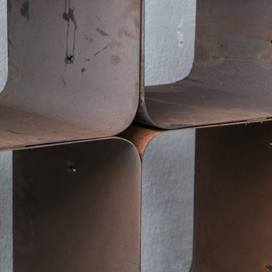 Image 1 of Présentoir industriel vintage à étagères modulaires, Belgique 1970