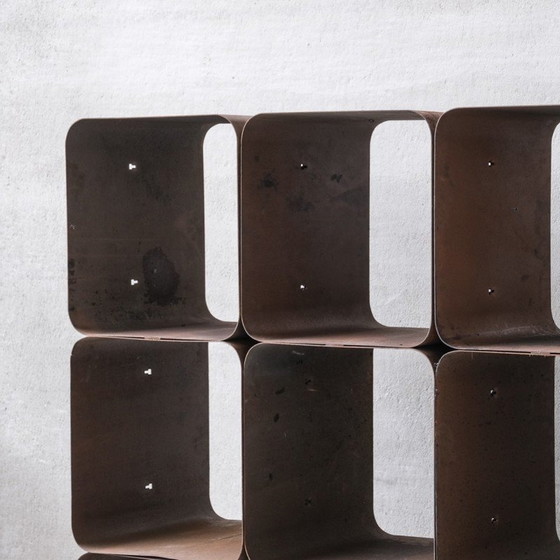 Image 1 of Présentoir industriel vintage à étagères modulaires, Belgique 1970