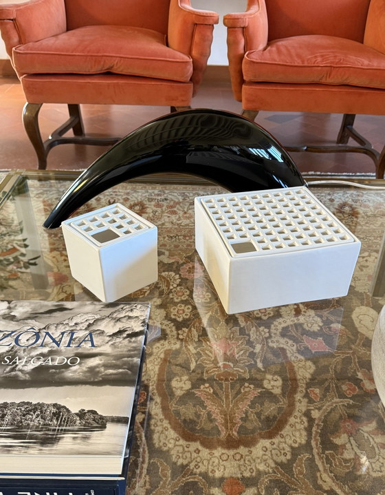 Image 1 of Studio Opi, White Space Age Mod. Ikebana Vase / Cendrier en céramique, Gabbianelli Italie Ca. 1970