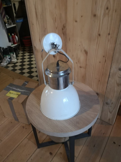 Lampe industrielle