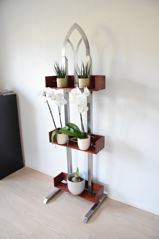 Image 1 of Porte-plantes de style gothique