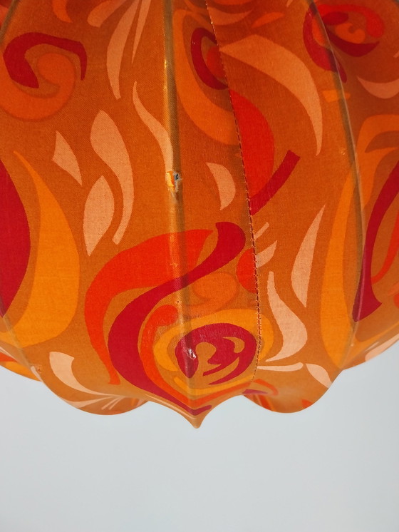 Image 1 of 1 X Lampe suspendue en tissu orange des années 1970, 35 cm de diamètre