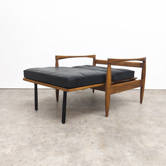 Image 1 of Fauteuil réglable Mid Century par Miroslav Navrátil, 1960S