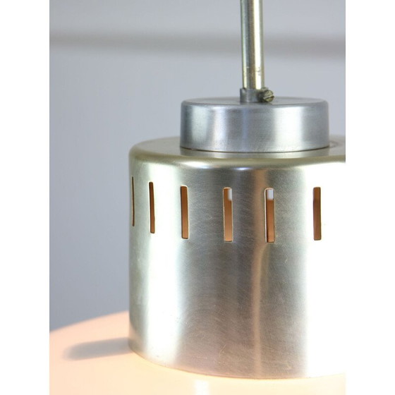 Image 1 of Lampe suspendue vintage en opaline