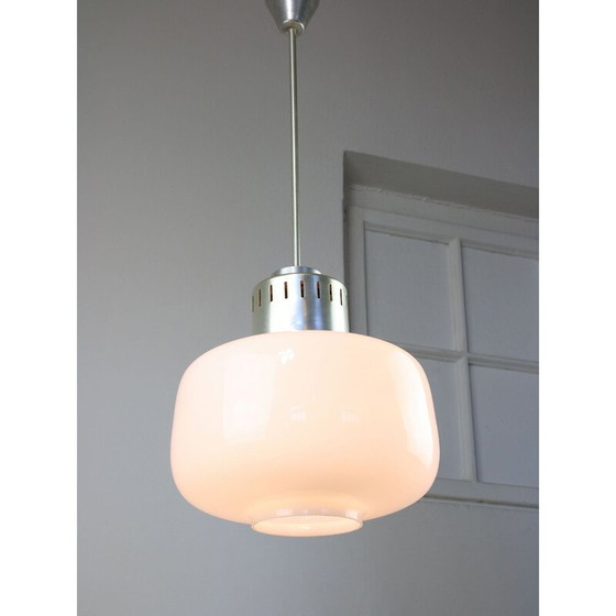 Image 1 of Lampe suspendue vintage en opaline