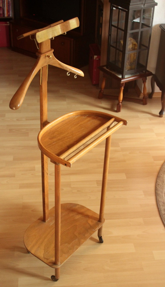 Image 1 of 1930S Valet Stand Valet Silencieux Portemanteau sur roulettes