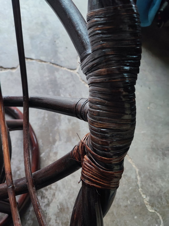 Image 1 of Fauteuil Rotin Pivotant Loveuse