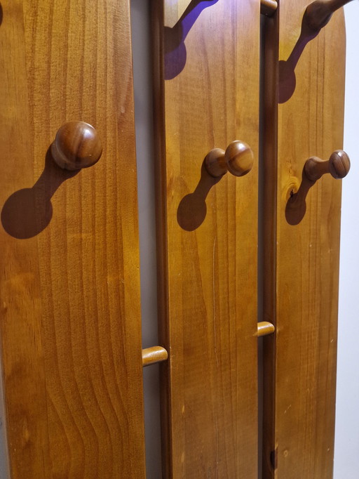 Porte-manteau vintage en pin