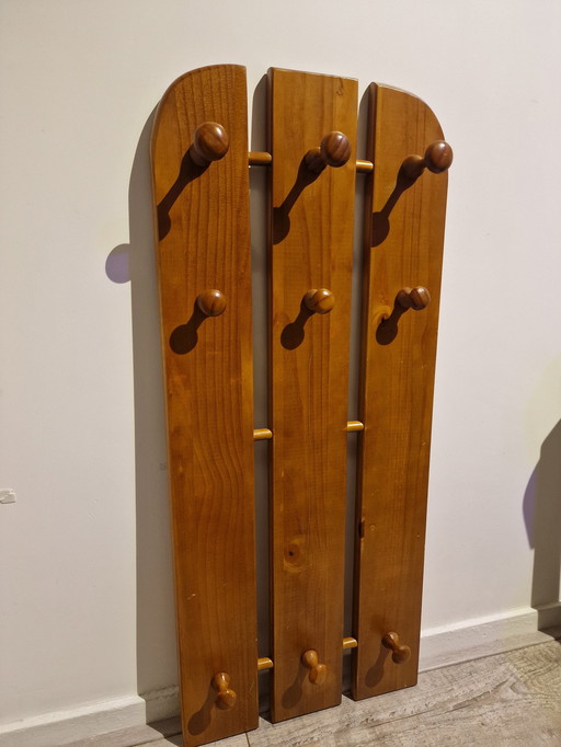 Porte-manteau vintage en pin