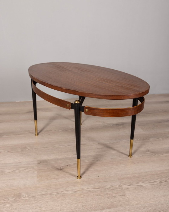 Image 1 of Table basse en bois vintage des années 60 Design italien