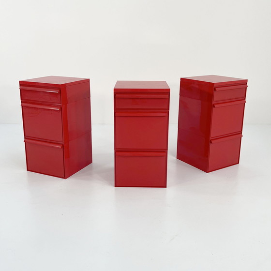 Image 1 of Commode rouge modèle 4601 par Simon Fussell pour Kartell, 1970S