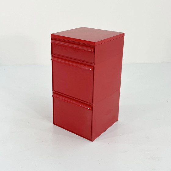 Image 1 of Commode rouge modèle 4601 par Simon Fussell pour Kartell, 1970S