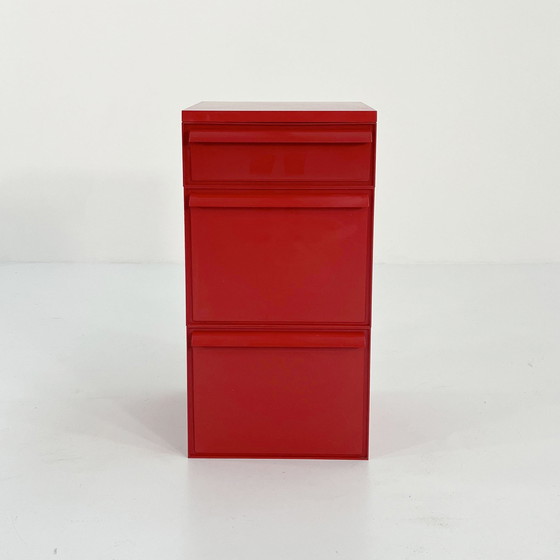 Image 1 of Commode rouge modèle 4601 par Simon Fussell pour Kartell, 1970S