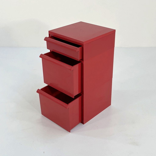 Commode rouge modèle 4601 par Simon Fussell pour Kartell, 1970S