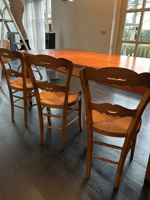 Table de salle à manger en cerisier avec 6 chaises françaises