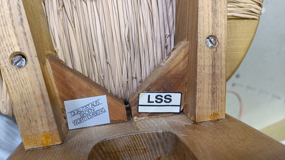 Image 1 of Chaises de salle à manger en osier à dossier haut, 1960S