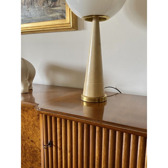 Image 1 of Lampe de table conique en parchemin et laiton, France 1960