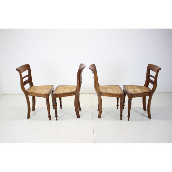 Image 1 of Ensemble de 4 chaises de salle à manger vintage en bois massif, Tchécoslovaquie années 1950