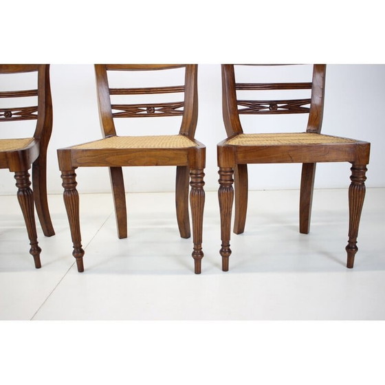 Image 1 of Ensemble de 4 chaises de salle à manger vintage en bois massif, Tchécoslovaquie années 1950