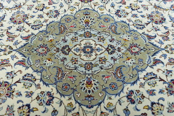 Image 1 of Tapis Keshan en liège noué à la main 307 X 203 cm